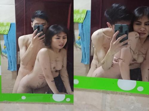 เย็ดฉันหน้ากระจกเพื่อถ่ายเป็นของที่ระลึก เย็ดฉันหน้ากระจกเพื่อถ่ายเป็นของที่ระลึก