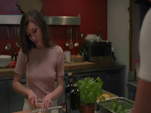 Mở tiệc rồi hiếp dâm em gái xinh xắn Mở tiệc rồi hiếp dâm em gái xinh xắn