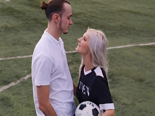 Fucking a prostitute who is passionate about football Fucking a prostitute who is passionate about football